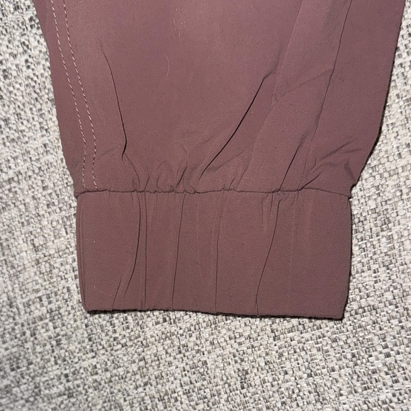 Eddie Bauer Women's Ankle Pants in Dusty Rose - Picture 6 of 6